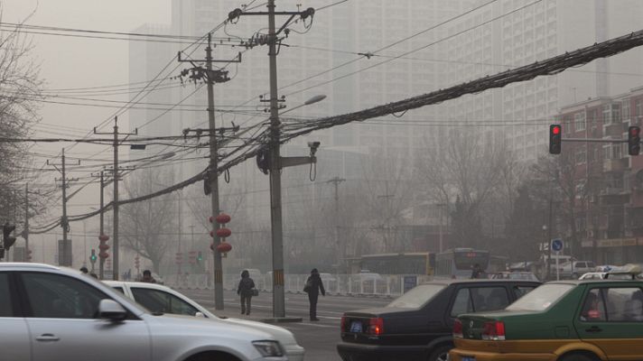 Telediario 1 - Pekín informará por primera vez sobre la verdadera polución del aire