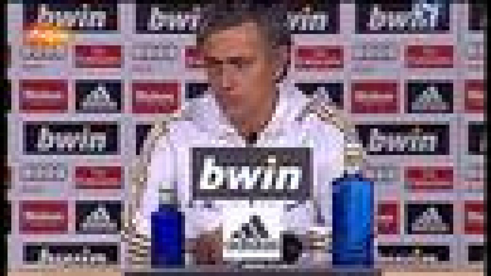 Sin programa: Mourinho: "Las derrotas tienen solo un padre y ese soy yo" | RTVE Play