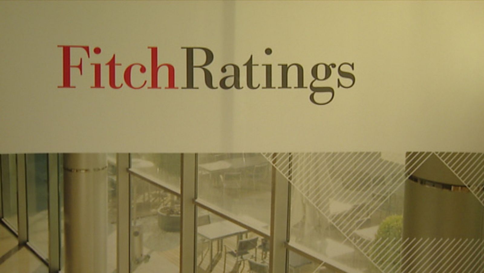 La agencia Fitch rebajará la calificación de la deuda española