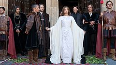 Isabel - Isabel se autoproclama Reina