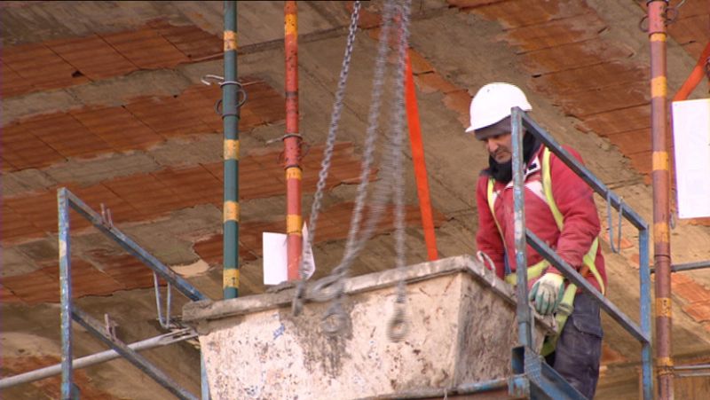 Patronal y sindicatos han firmado el convenio de la construcción 