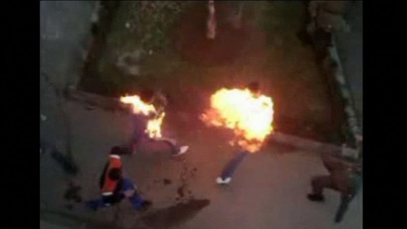 Cuatro jóvenes marroquíes licenciados en paro se han quemado a lo bonzo en Rabat 