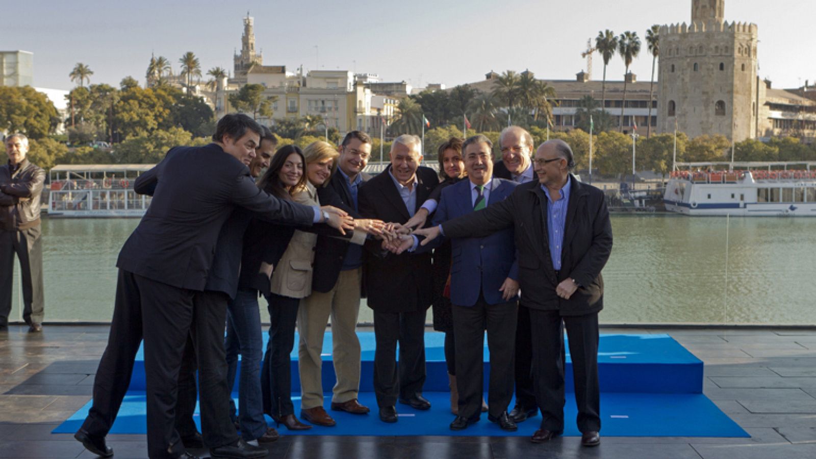 Telediario 2 en cuatro minutos - 22/01/12