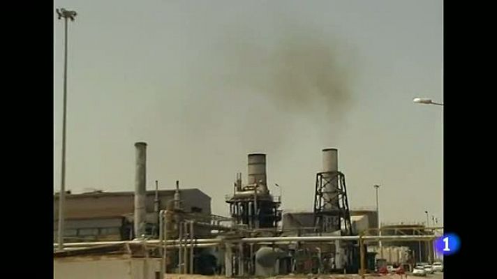 Telediario 1 - EEUU aplaude el embargo de la U.E