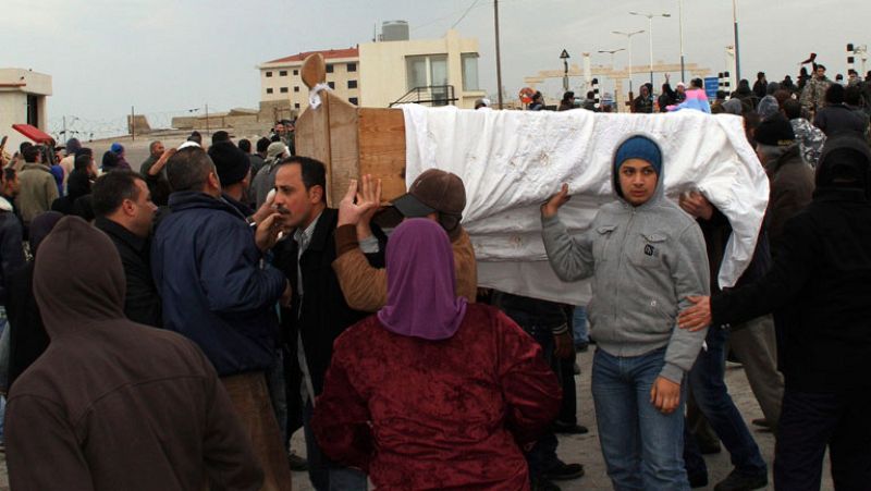 La Unión Europea aprueba más sanciones económicas contra Siria