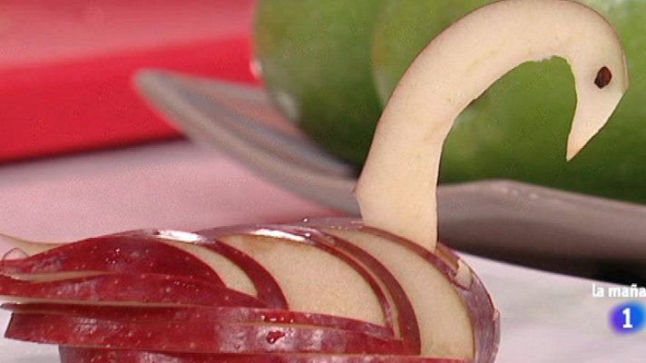 La mañana - Dar formas a las frutas