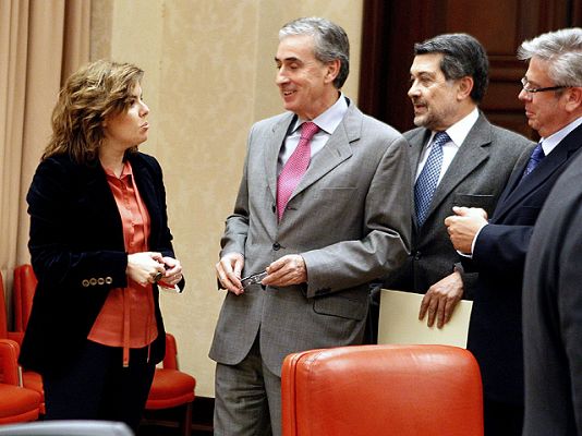 El Gobierno anuncia la revisión del modelo de RTVE y la "reducción de costes"