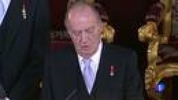 Telediario 1 - El rey apoya las reformas económica