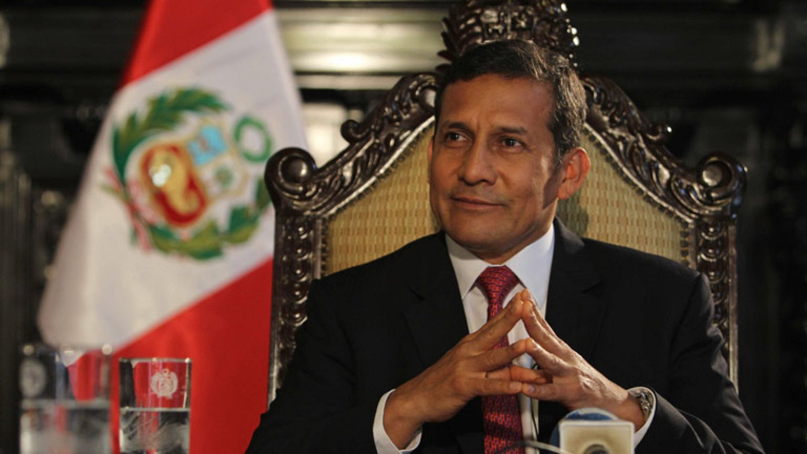 Ollanta Humala anima a invertir en Perú