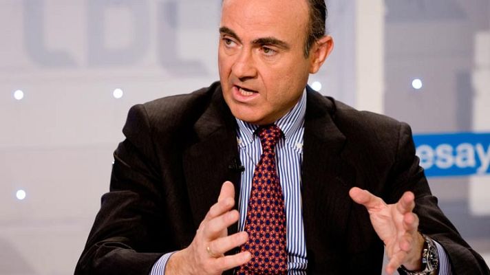Los desayunos - De Guindos defiende su labor en Lehman Brothers