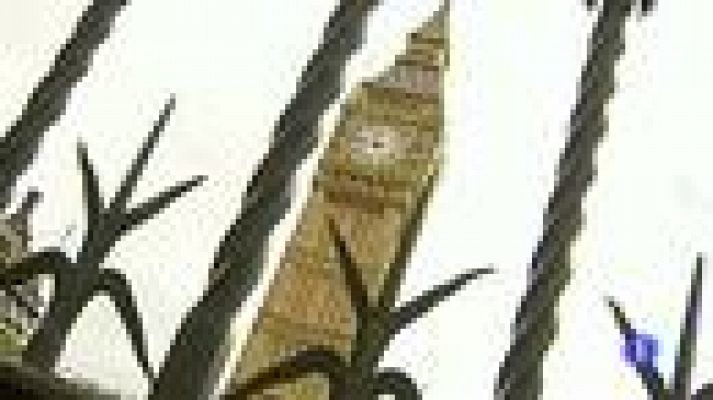 Telediario 1 - El Big-Ben se está inclinando