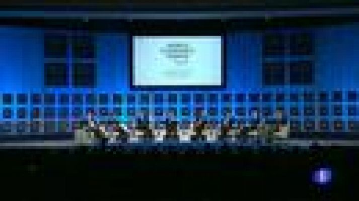 Telediario 1 - Penúltima jornada del Foro Davos