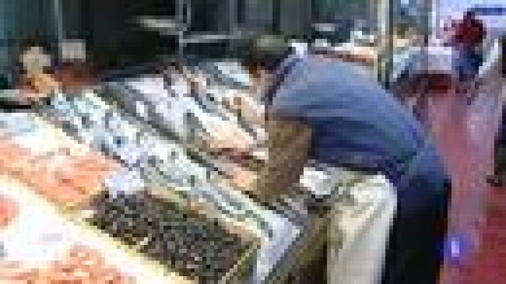 Telediario 1 - Peligran los mercados tradicionales
