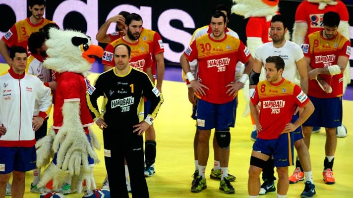 Telediario 1 - Balonmano: sin medalla y con los Juegos en el aire