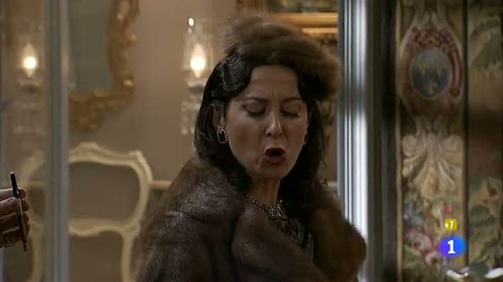 Amar en tiempos revueltos - Flora y Angélica, enfrentadas