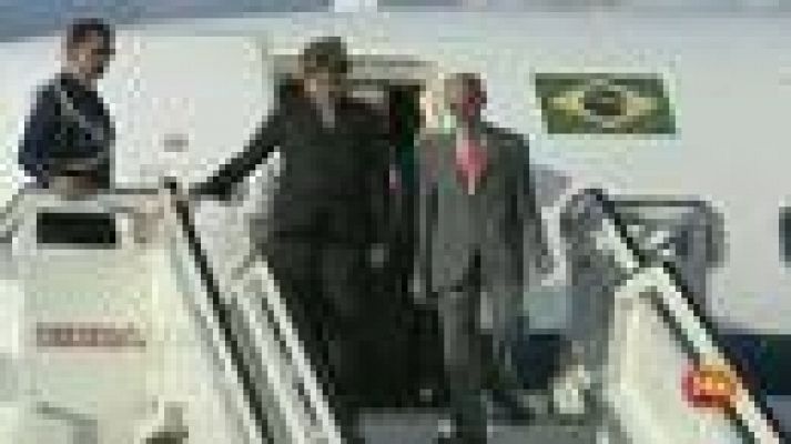 Informativo 24h - Rousseff, de visita oficial en Cuba