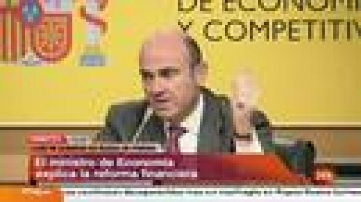 De Guindos anuncia que la reforma financiera abaratará los precios de la vivienda