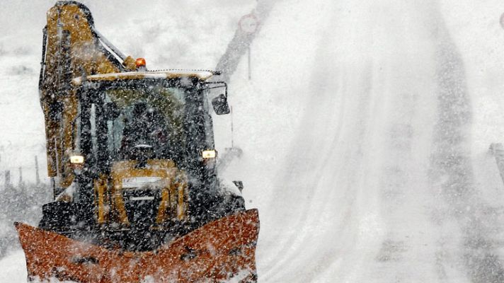 Telediario 1 - Telediario 2 en 4' - 02/02/12