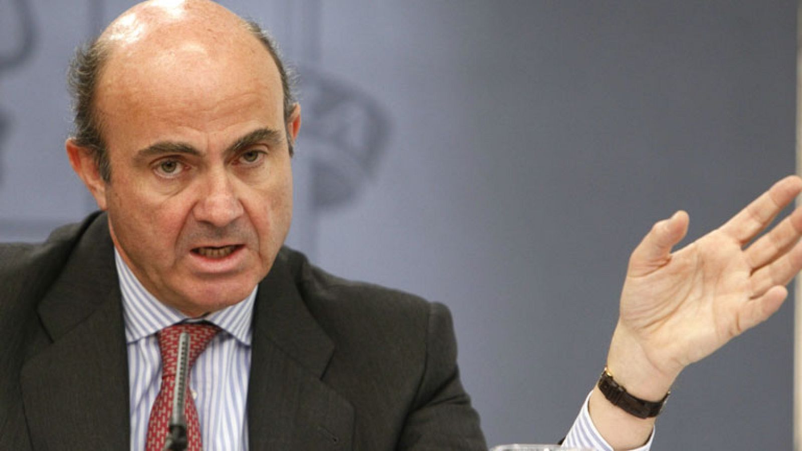 Se acabaron los sueldos millonarios para los banqueros que hayan recibido dinero público