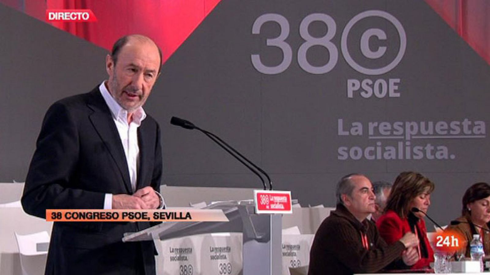 Rubalcaba: "Solo he oído llorar a Zapatero por el fin de ETA"