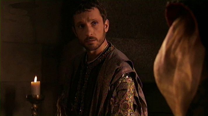 Isabel - La estrategia de la Reina