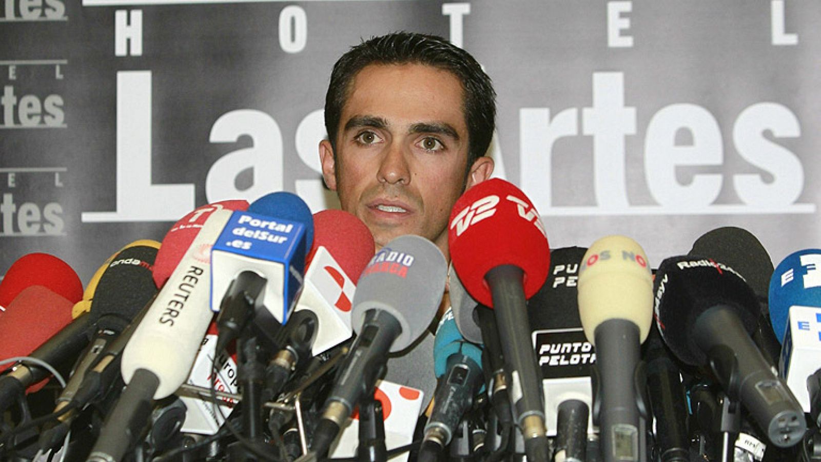 Contador: "Voy a seguir en el ciclismo"