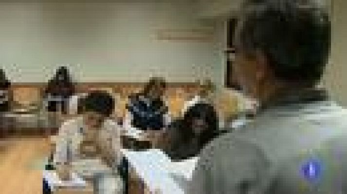 Telediario 1 - Cambios en temarios para docentes