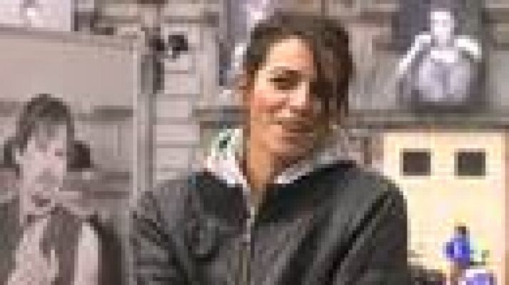 Telediario 1 - Nuevo disco de Bebe