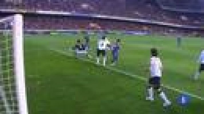 Telediario 1 - El Valencia luchará contra el Barça y contra la historia