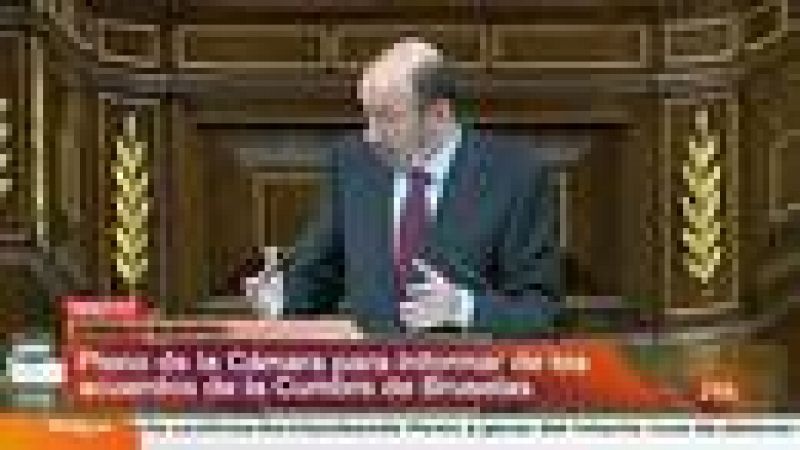 Rubalcaba reprocha a Rajoy que utilice el debate sobre la cumbre europea para hablar de política económica