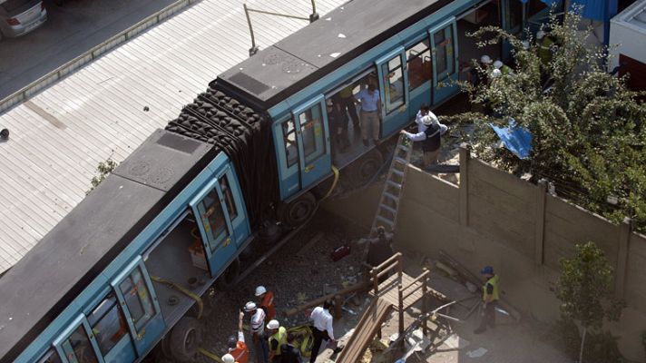 Informativo 24h - Espectacular accidente en el metro de Santiago de Chile