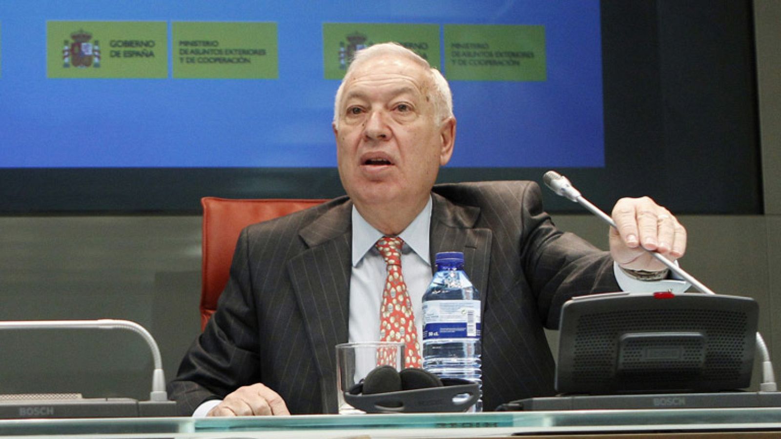 El Gobierno español muestra su disgusto por los guiñoles | Ver