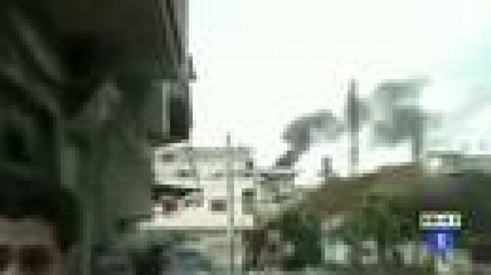 Telediario 1 - El Ejército sirio concentra tanques en Homs para preparar el asalto final