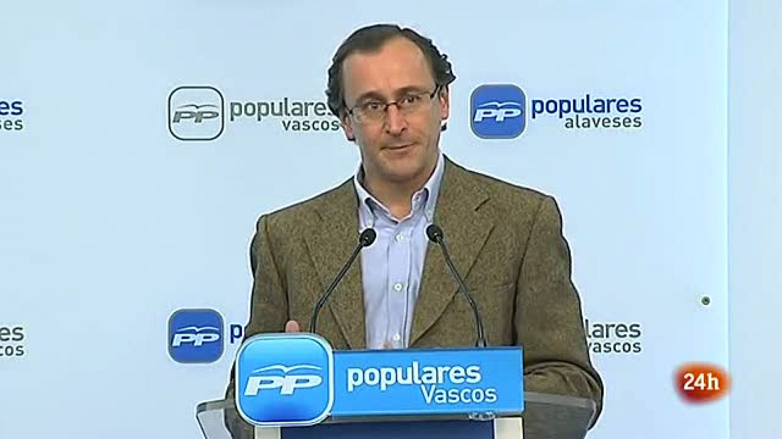 El portavoz del PP en el Congreso, Alfonso Alonso, ha defendido la reforma laboral 2012 anunciada por el Gobierno de Mariano Rajoy y ha señalado que invita al diálogo a los agentes sociales y a los partidos políticos para enriquecer el texto, nunca para pararlo. Asegura que los sindicatos tienen derecho a convocar movilizaciones, pero que "no se ha dado el caso de que las manifestaciones creen puestos de trabajo", ha dicho tras el anuncio por parte de UGT y CC.OO. de una protesta para el próximo 19 de febrero.