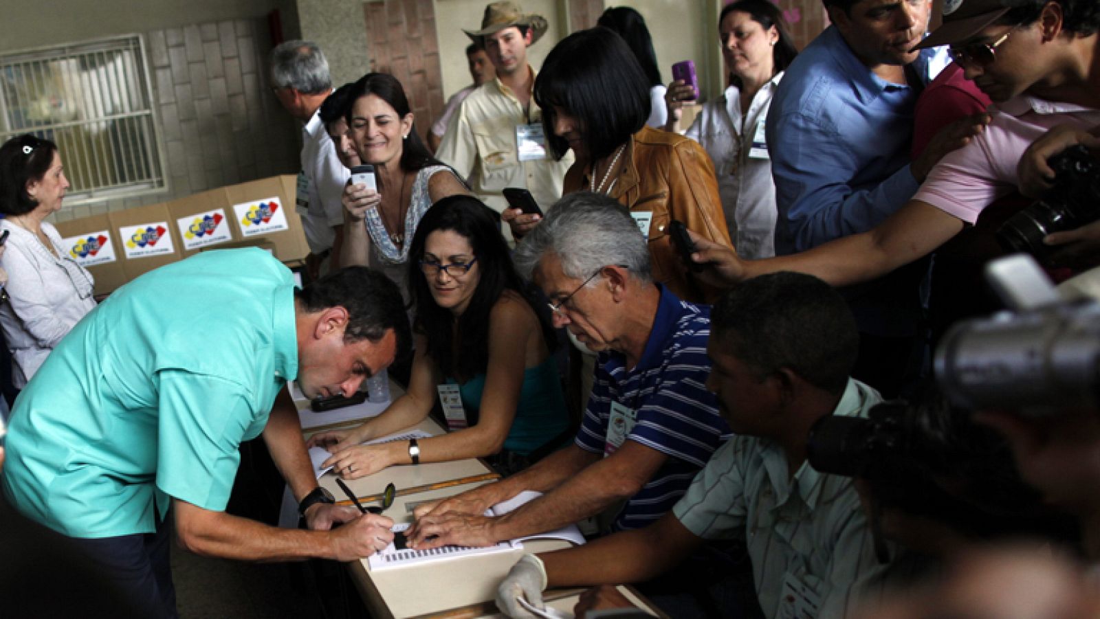 Los venezolanos conocerán pronto quién ocupará la presidencia 