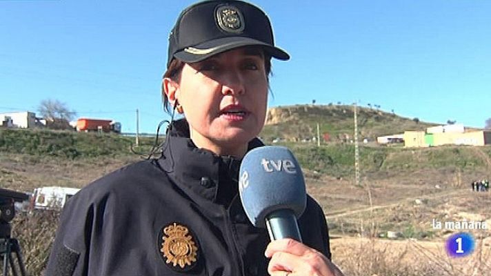 La mañana - La policía busca el cuerpo en Camas