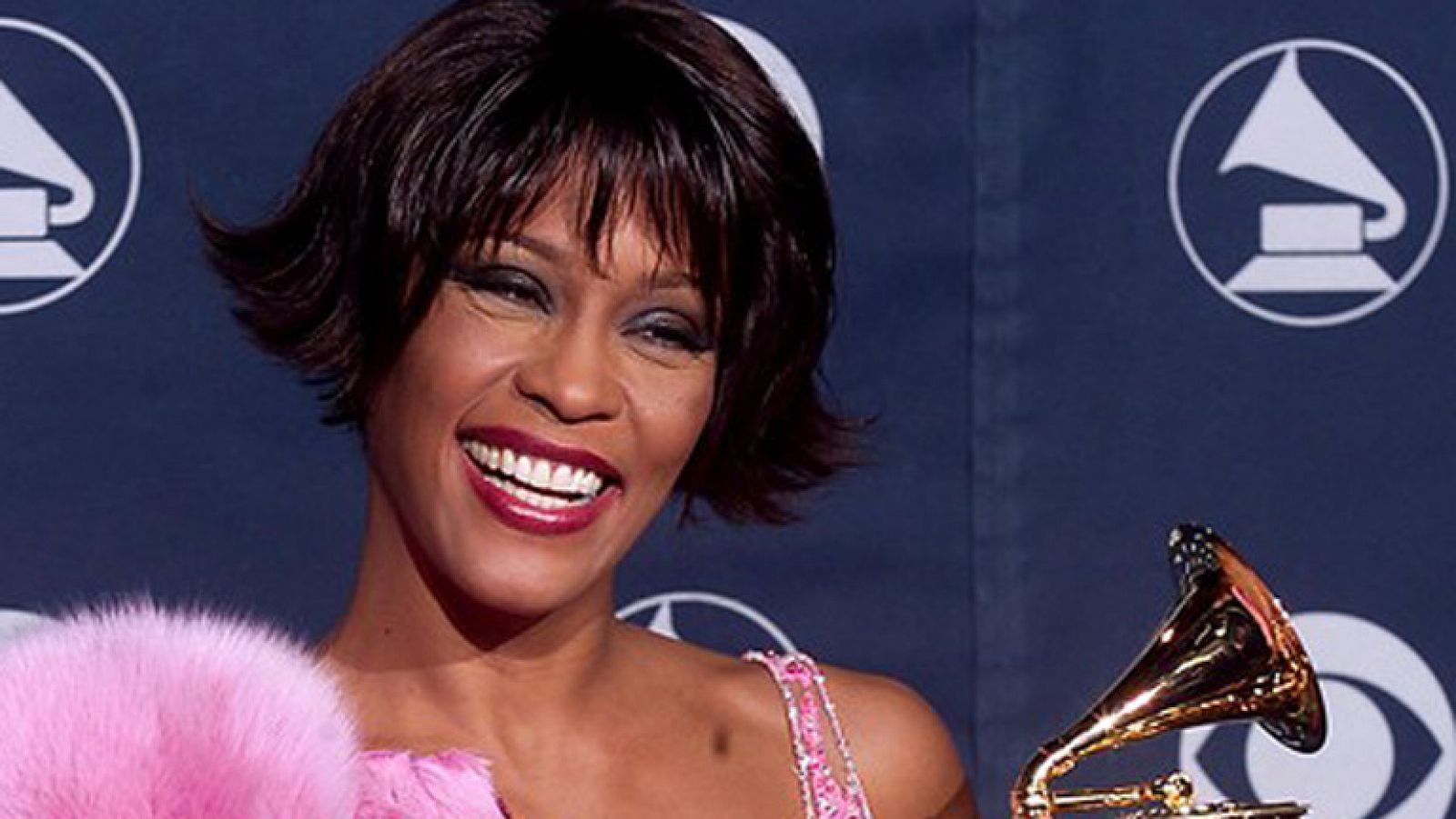 Homenaje a Whitney Houston en los Grammy