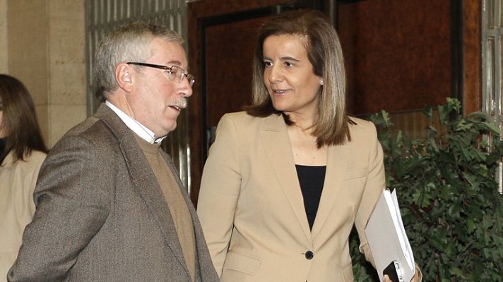 Telediario 1 - Telediario 2 en cuatro minutos - 13/02/12