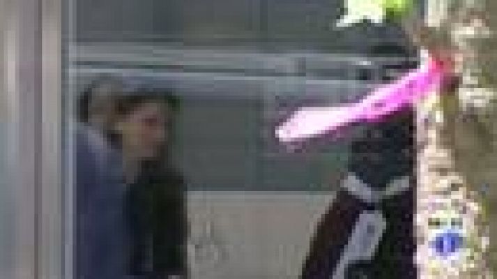 Telediario 1 - Moody's rebaja la nota de deuda de España junto a otros cinco países de Europa