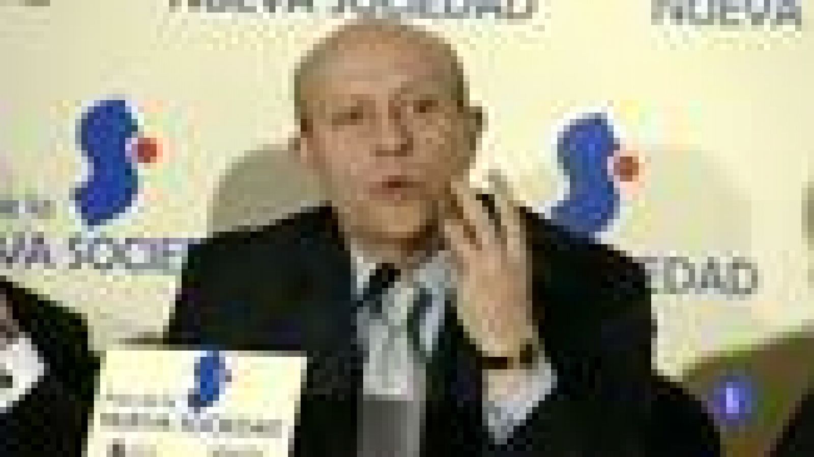 El ministro de Educación ha planteado hoy una revisión del sistema de becas