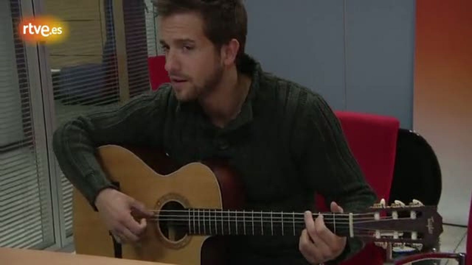Pablo Alborán canta para RTVE.es