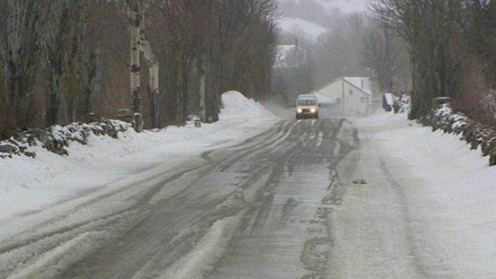 El tiempo - Nevadas débiles en el interior