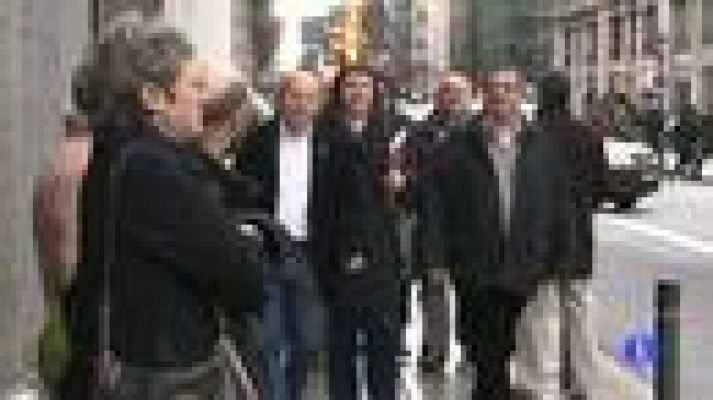 Telediario 1 - La Generalitat recortará el 3% del sueldo de los funcionarios