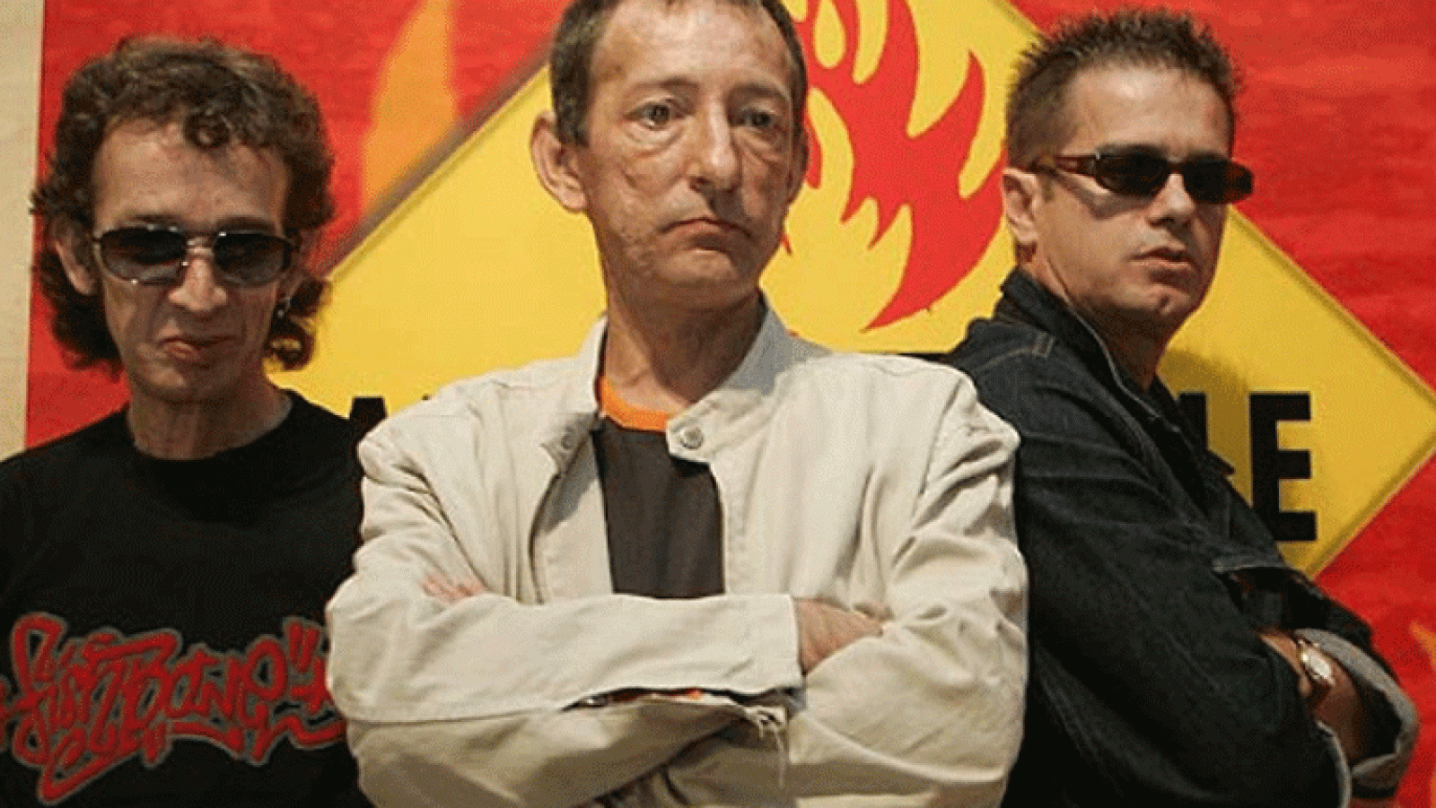 Muere el músico Enrique Sierra, guitarrista de Radio Futura - D Corazón | Ver