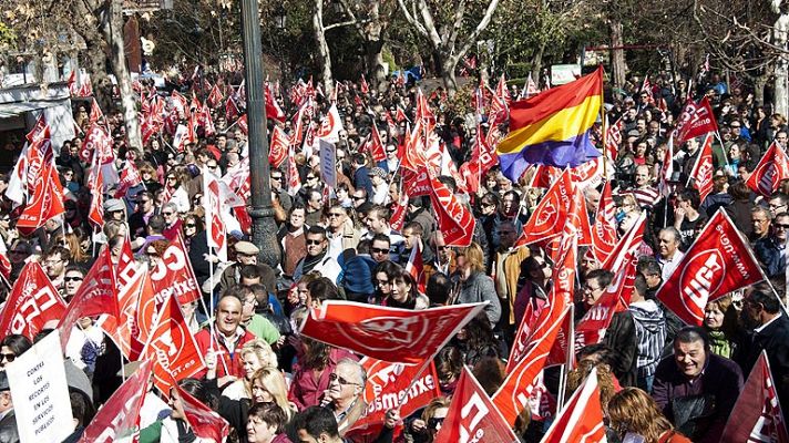 Telediario 1 - Manifestaciones contra la reforma