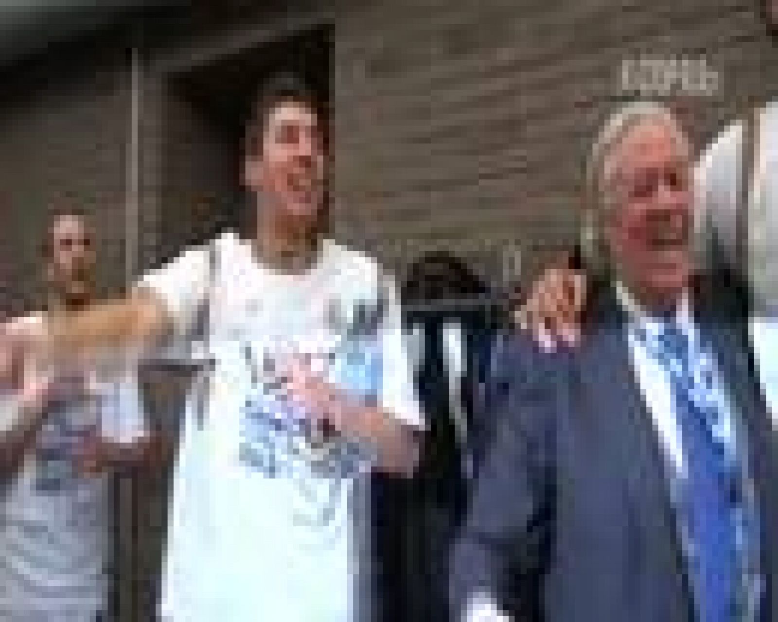 Baloncesto en RTVE: Felicidad en el vestuario del Madrid tras ganar la Copa | RTVE Play