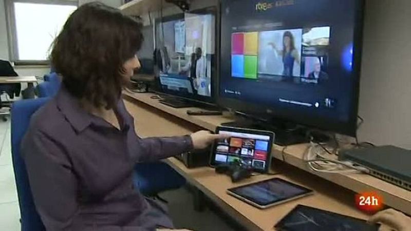 Zoom Net nos acerca a cómo RTVE.es está cada vez presente en más dispositivos. Tras el salto a los móviles y las televisiones conectadas, RTVE.es ya tienen también aplicación en los diferentes 'tablets' que llegan al mercado.