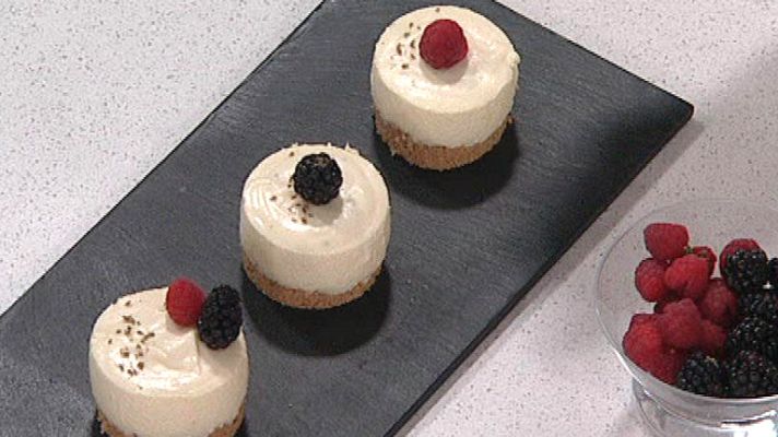 RTVE Cocina - Tarta dulce a los cuatro quesos