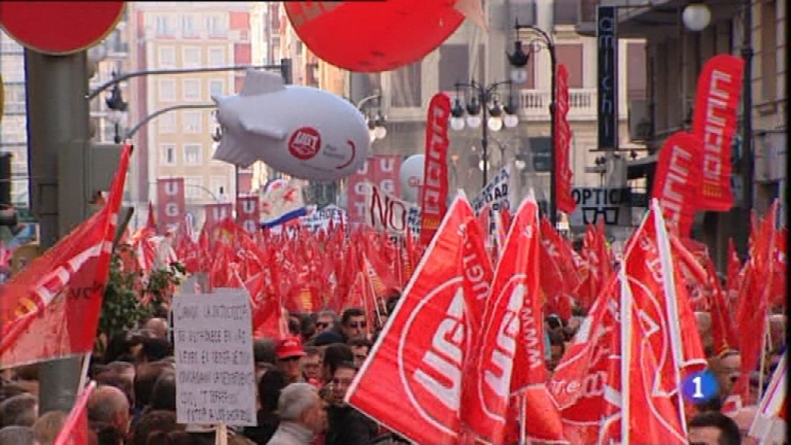 L'informatiu - Comunitat Valenciana: La Comunidad Valenciana en 2' - 20/02/12 | RTVE Play