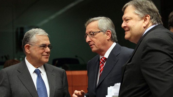 Telediario 1 - Telediario 2 en 4' - 20/02/12